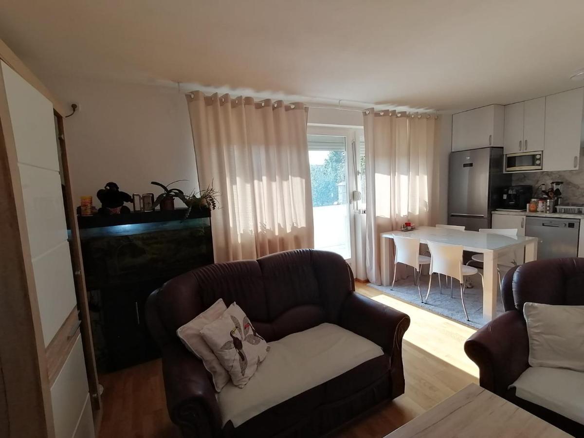 Airport Apartment Surčin Extérieur photo