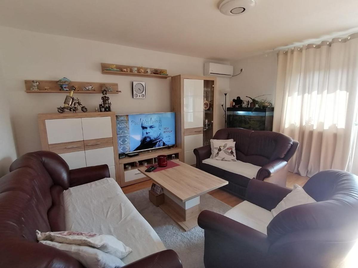 Airport Apartment Surčin Extérieur photo